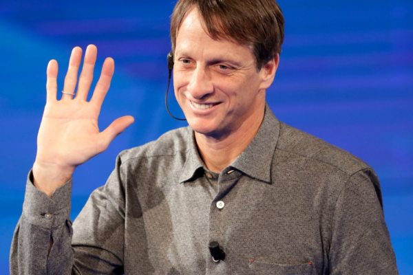 tony hawk net worth